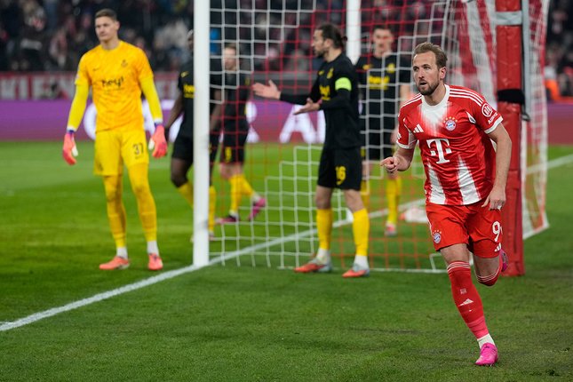 Hasil PSV vs Bayern: Gol Telat Kane Bungkam Philips Stadion