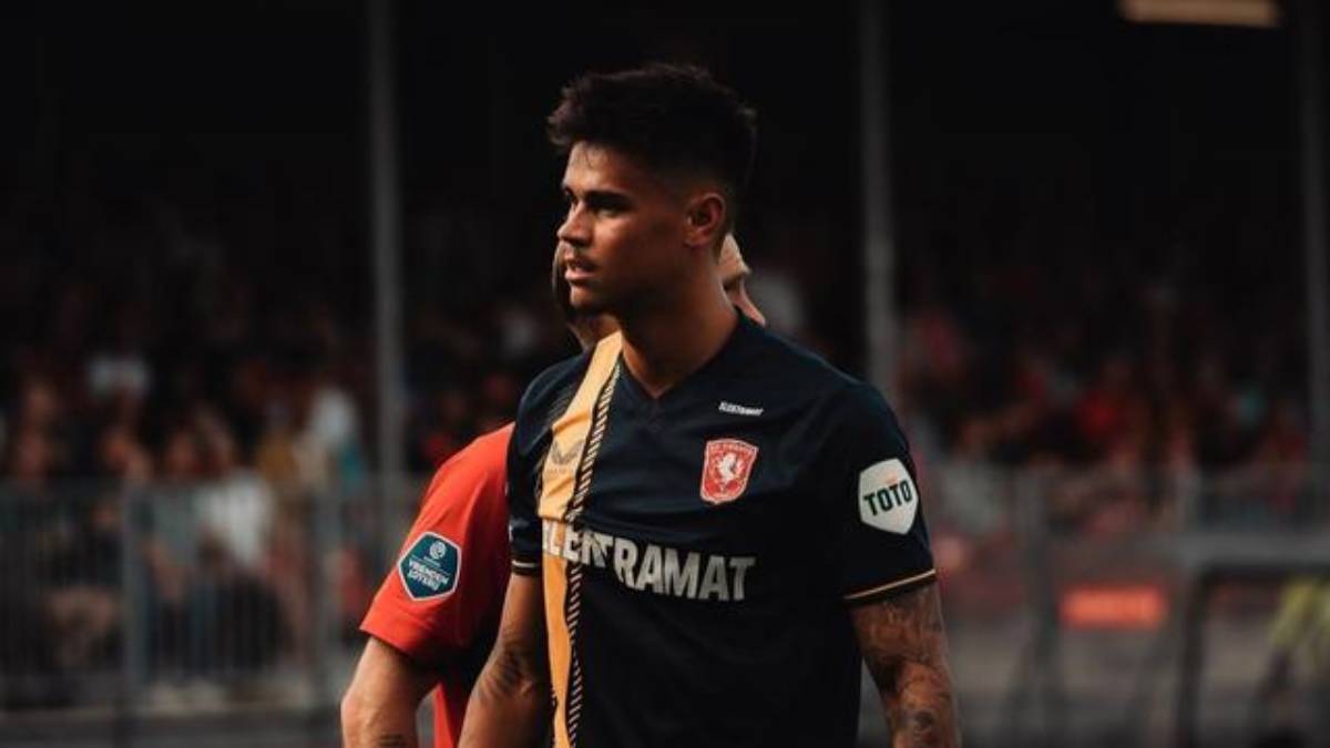 Mees Hilgers Jadi Pemain Panas di Bursa Transfer Musim Dingin Setelah Kontrak Hampir Berakhir