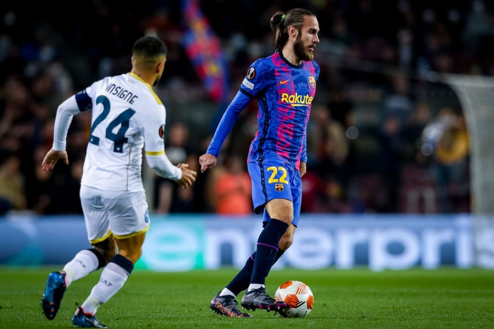 Oscar Mingueza Hampir Bergabung dengan Juventus, Barcelona Kehilangan Potensi Pendapatan