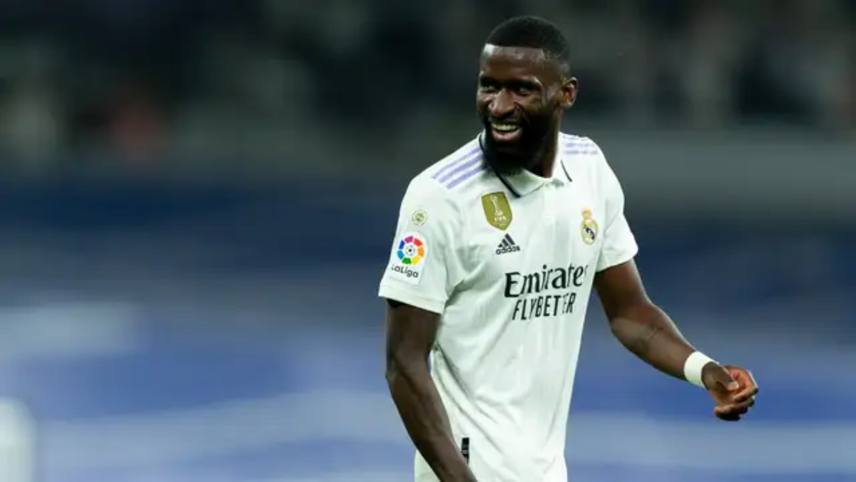 Situasi kontrak Rudiger–Alaba dan status bebas transfer Mingueza jadi pertimbangan utama manajemen Madrid.