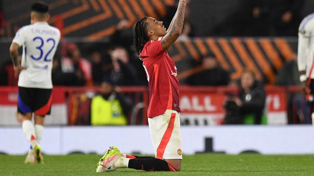 Leny Yoro Terkagum dengan Kemampuan Lisandro Martinez di MU