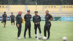 Catatan Sepak Bola: Oh In-kyun Ingatkan Persib Jangan Sampai Kebobolan Lebih Dulu Melawan FC Seoul