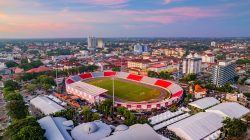 Sorotan: Persija Sempat Pertimbangkan Stadion Pakansari, Maguwoharjo, dan Sultan Agung untuk Jamu J…